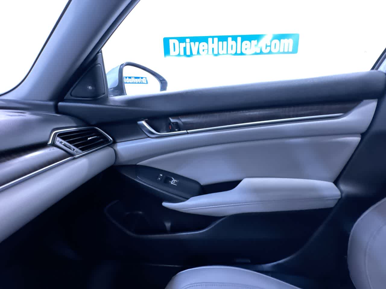 2019 Honda Accord Sedan Touring 2.0T