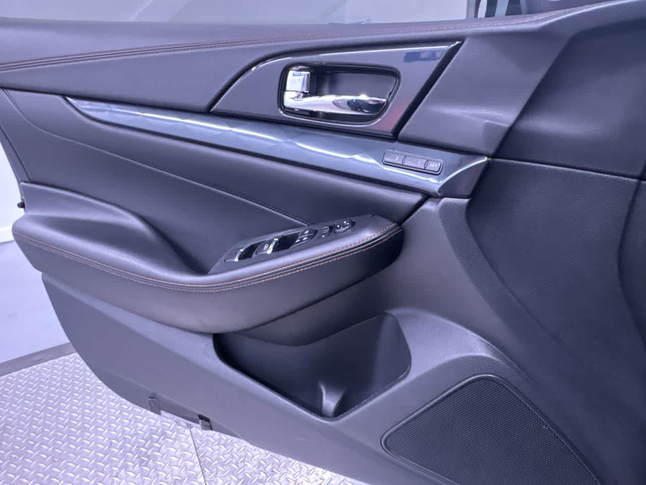 2019 Nissan Maxima SR