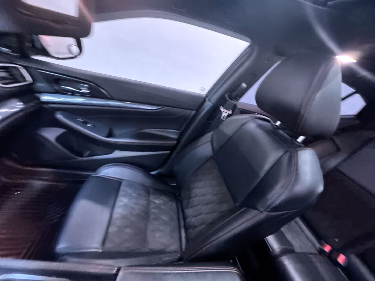 2019 Nissan Maxima SR