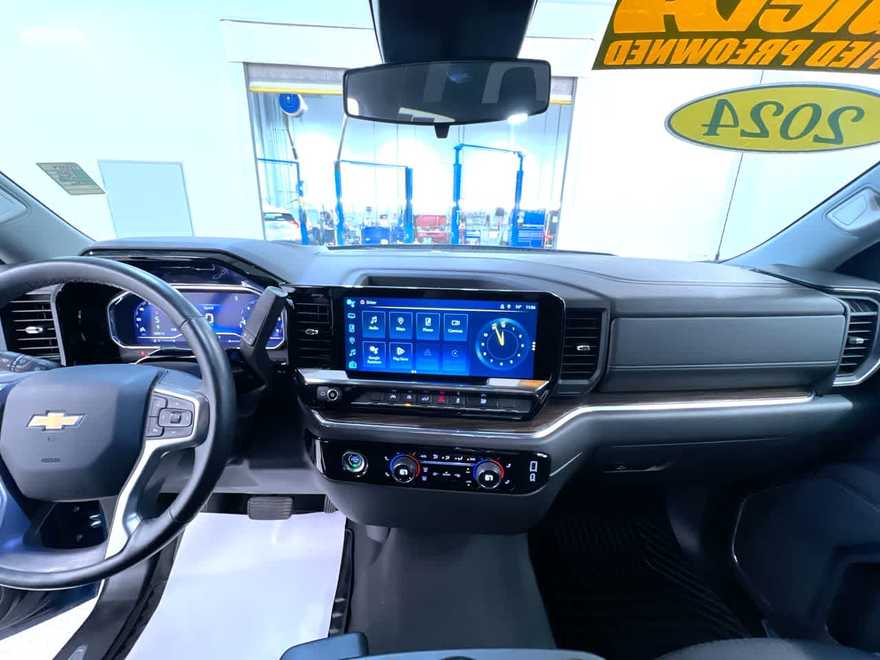 2024 Chevrolet Silverado 1500 LT (2FL)