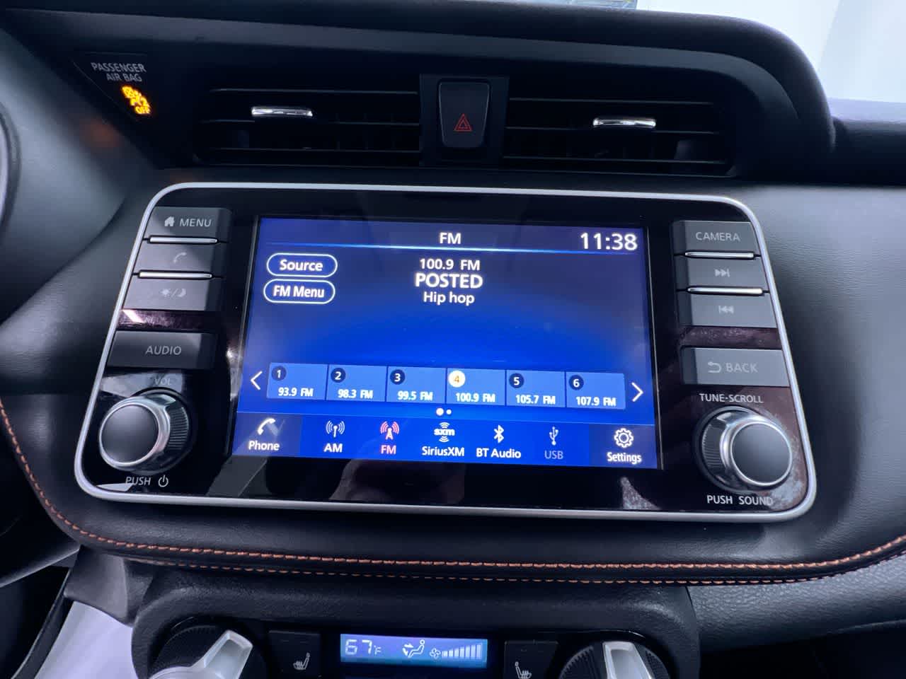 2020 Nissan Kicks SR