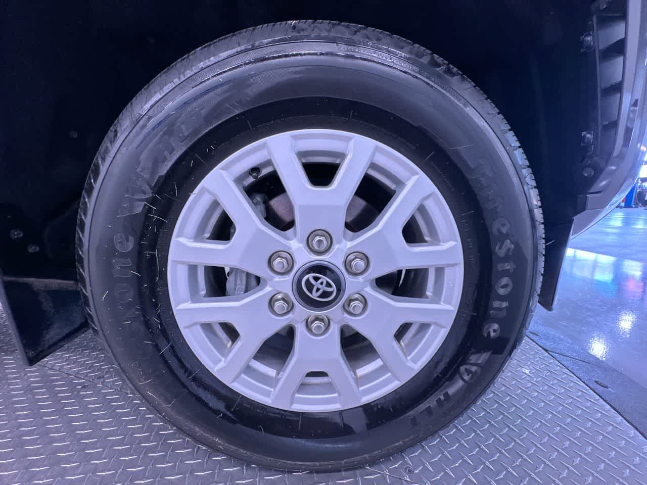 2024 Toyota Tacoma 4WD SR5