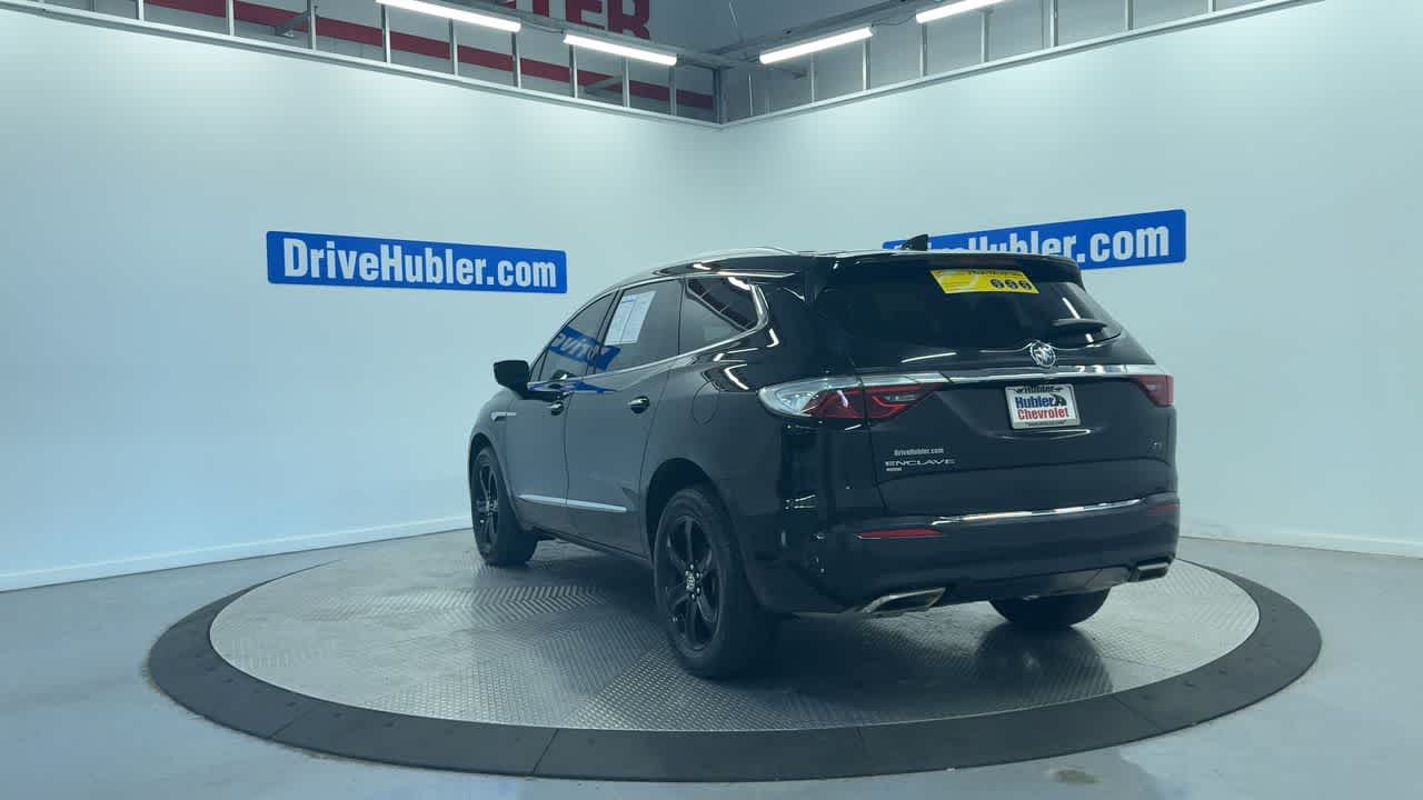 2023 Buick Enclave Essence