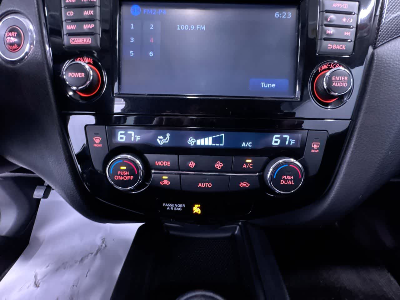 2015 Nissan Rogue SL