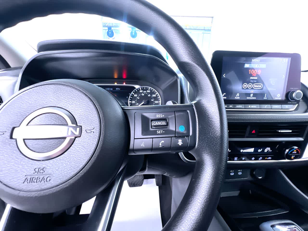 2024 Nissan Rogue SV
