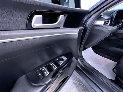 2022 Kia K5 LXS