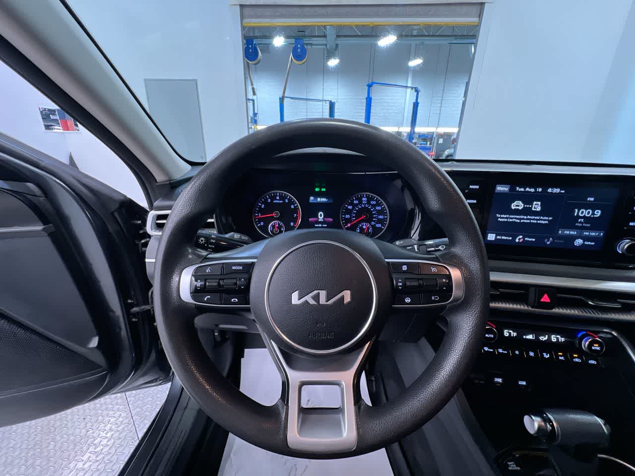 2022 Kia K5 LXS
