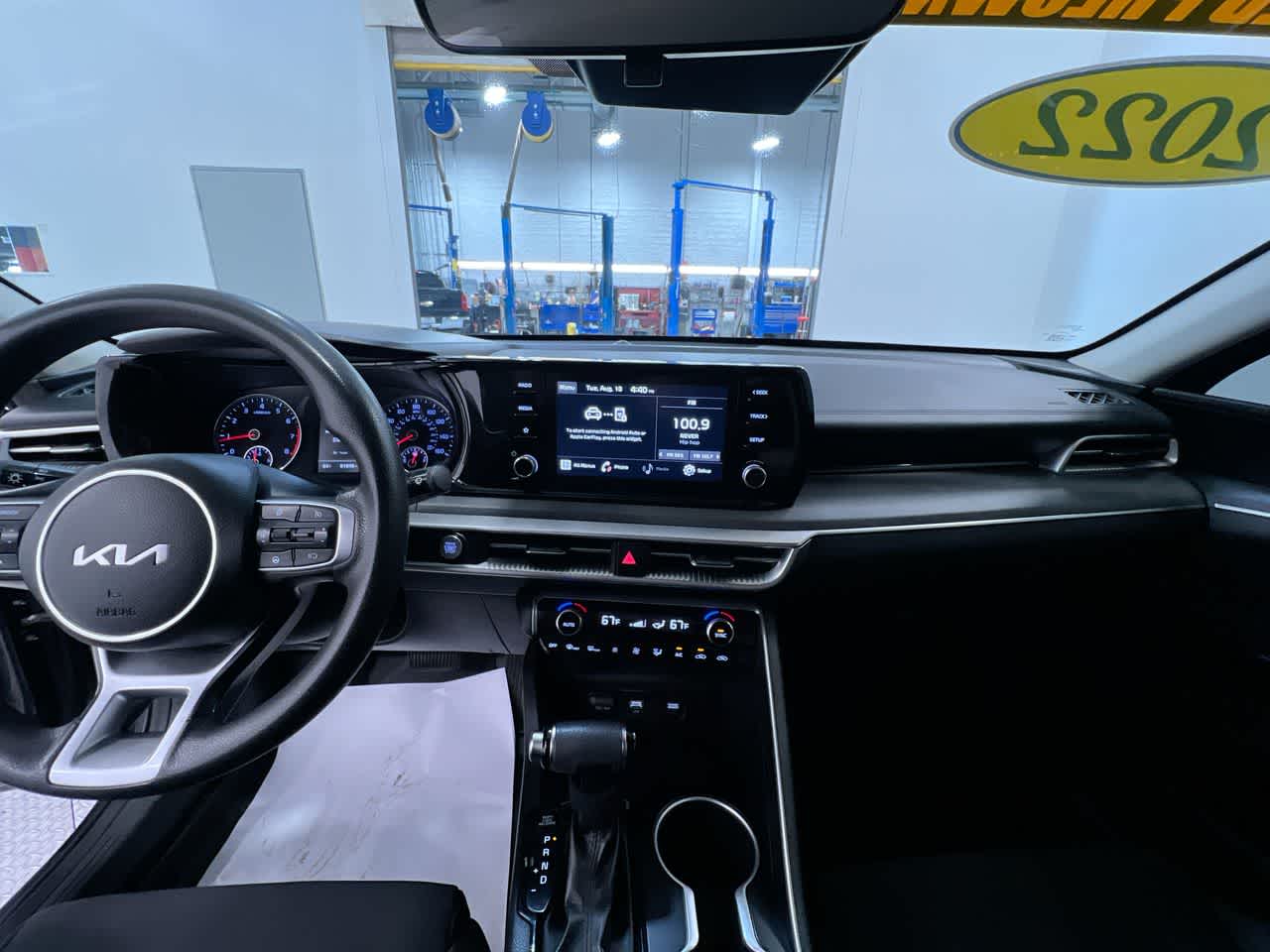 2022 Kia K5 LXS