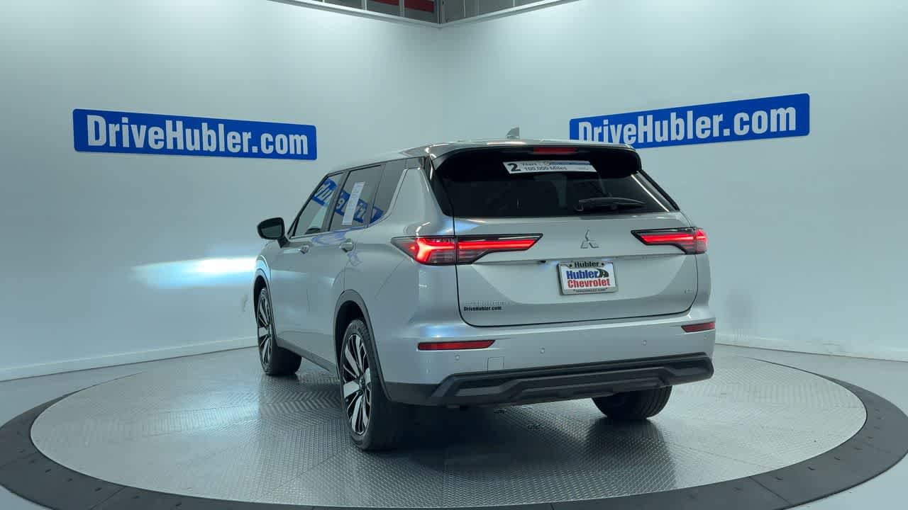 2025 Mitsubishi Outlander SE