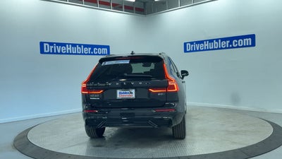 2023 Volvo XC60 Plus Dark Theme