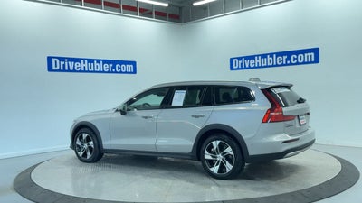 2025 Volvo V60 Cross Country Plus