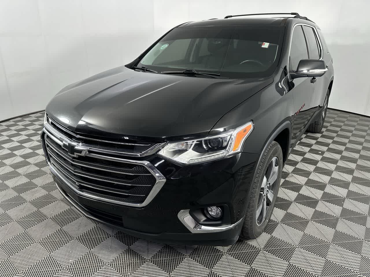 2021 Chevrolet Traverse LT Leather