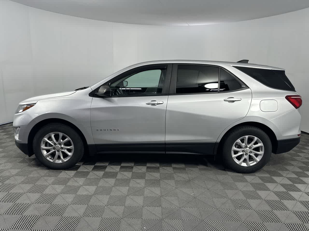 2021 Chevrolet Equinox LS