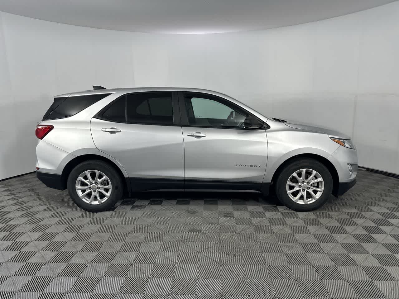 2021 Chevrolet Equinox LS