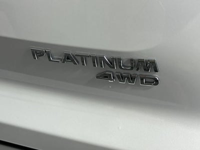 2025 Nissan Pathfinder Platinum