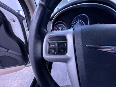 2012 Chrysler 200 Touring