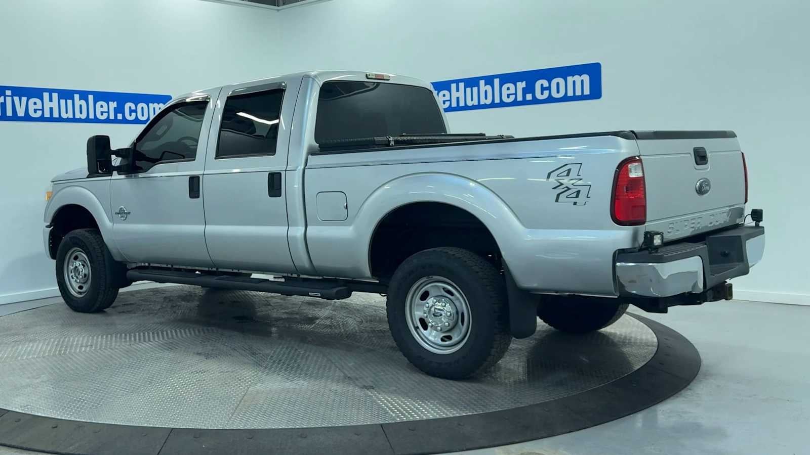 2015 Ford Super Duty F-350 SRW XL