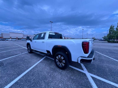 2025 GMC Sierra 3500HD Denali
