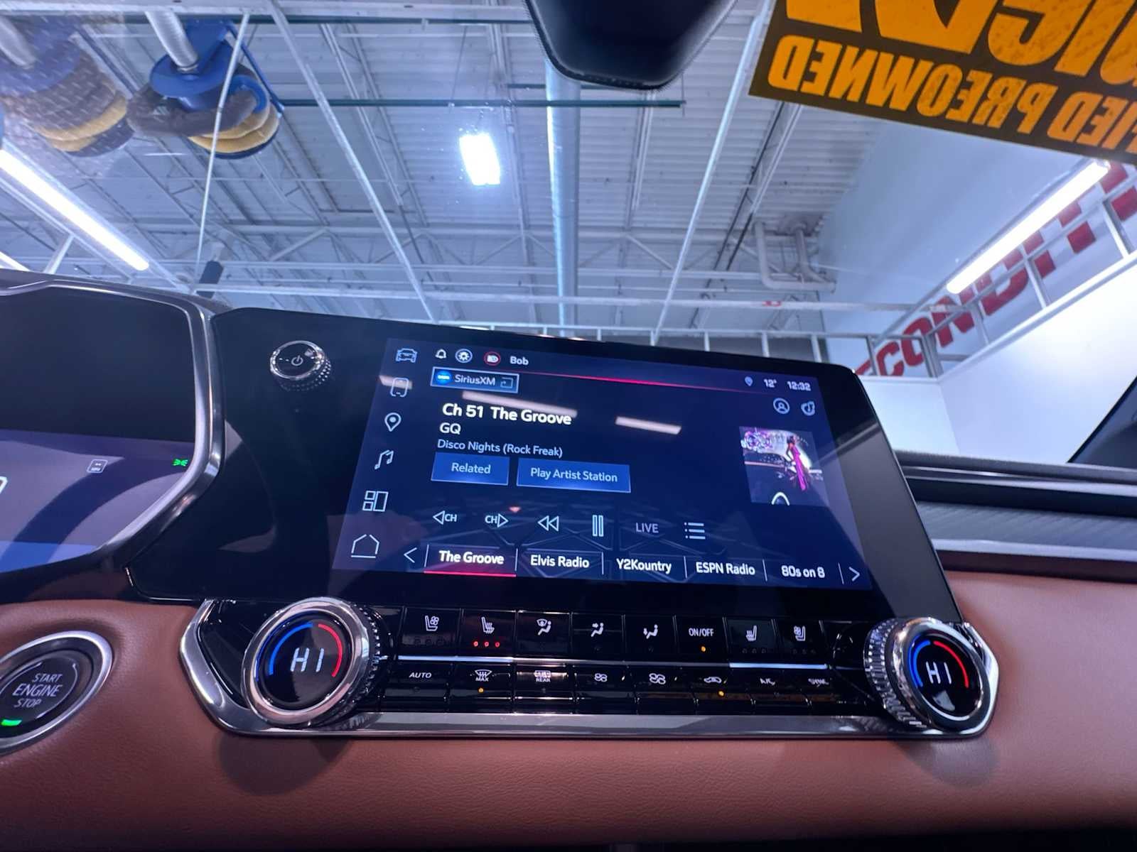 2024 GMC Canyon 4WD AT4