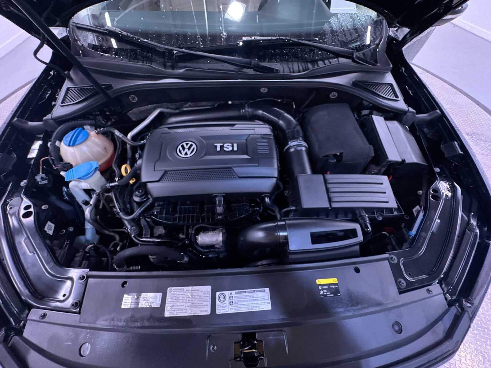 2016 Volkswagen Passat 1.8T SE