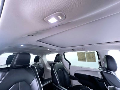 2022 Chrysler Pacifica Hybrid Limited