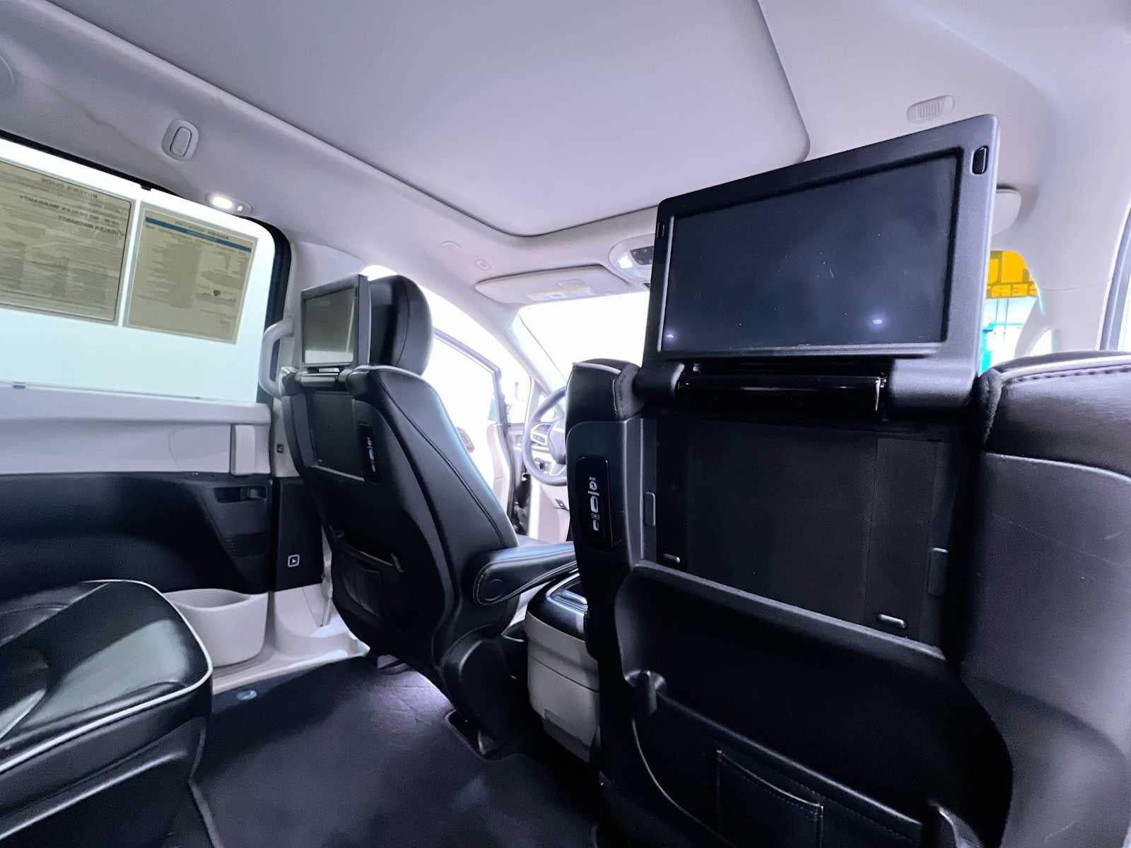 2022 Chrysler Pacifica Hybrid Limited