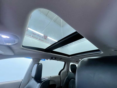 2022 Chrysler Pacifica Hybrid Limited