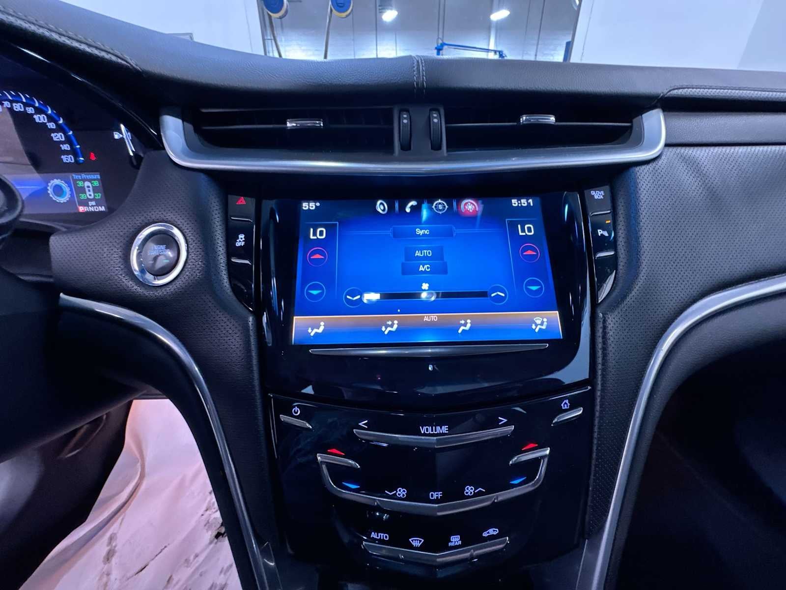 2015 Cadillac XTS 4dr Sdn FWD