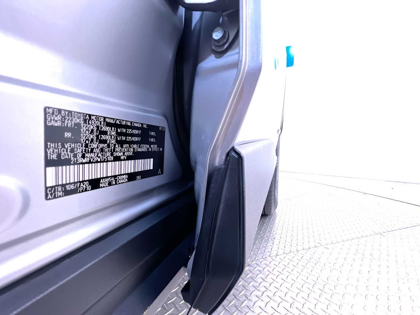 2023 Toyota RAV4 Hybrid XLE