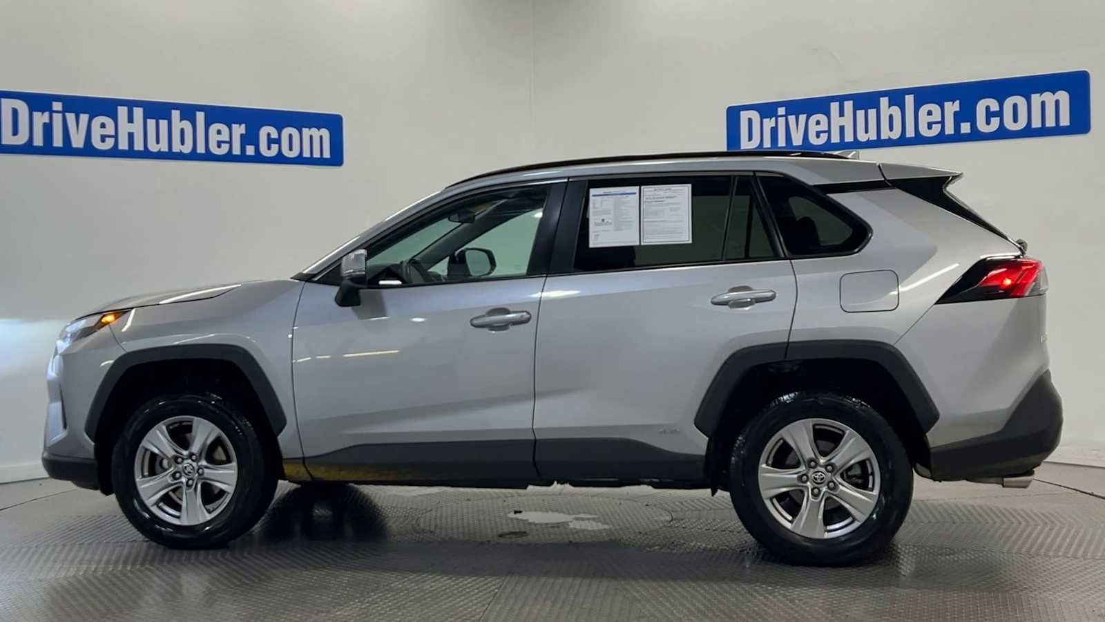 2023 Toyota RAV4 Hybrid XLE