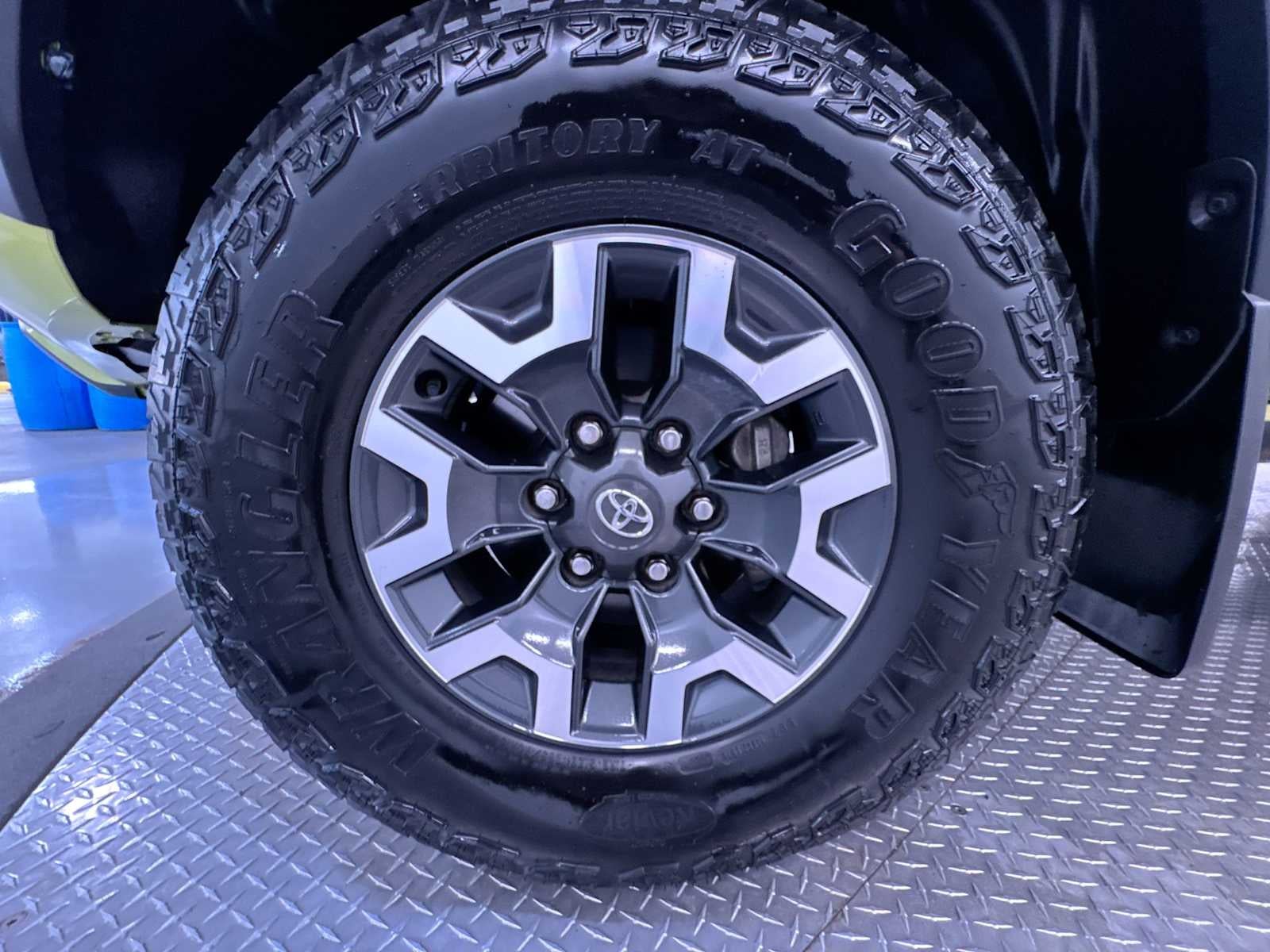 2023 Toyota Tacoma TRD Off Road