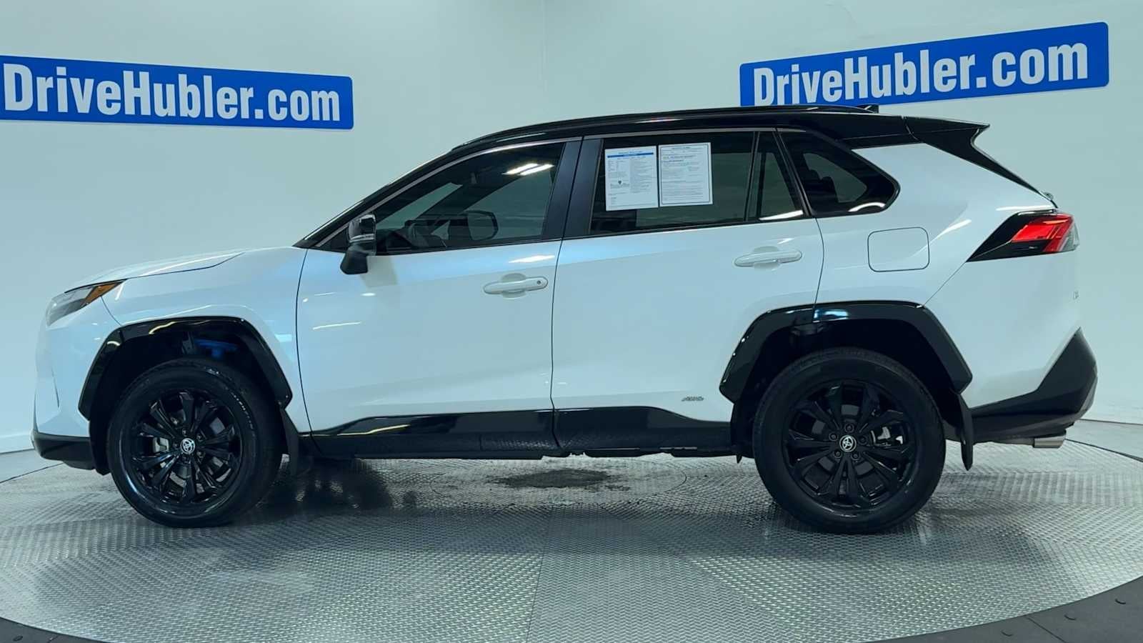 2024 Toyota RAV4 Hybrid XSE
