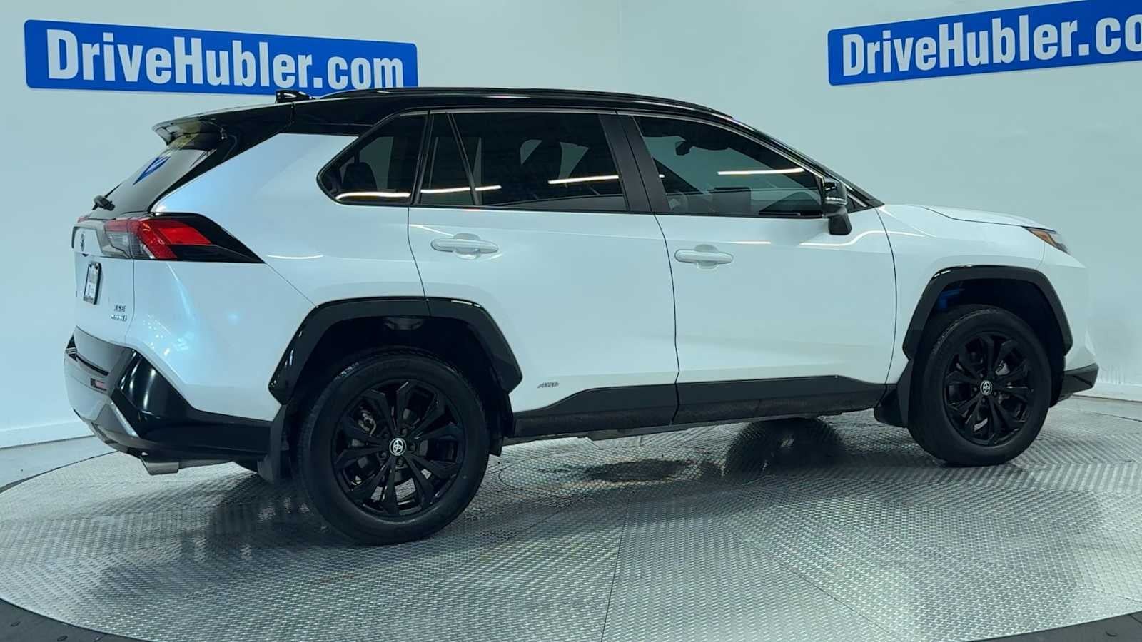 2024 Toyota RAV4 Hybrid XSE