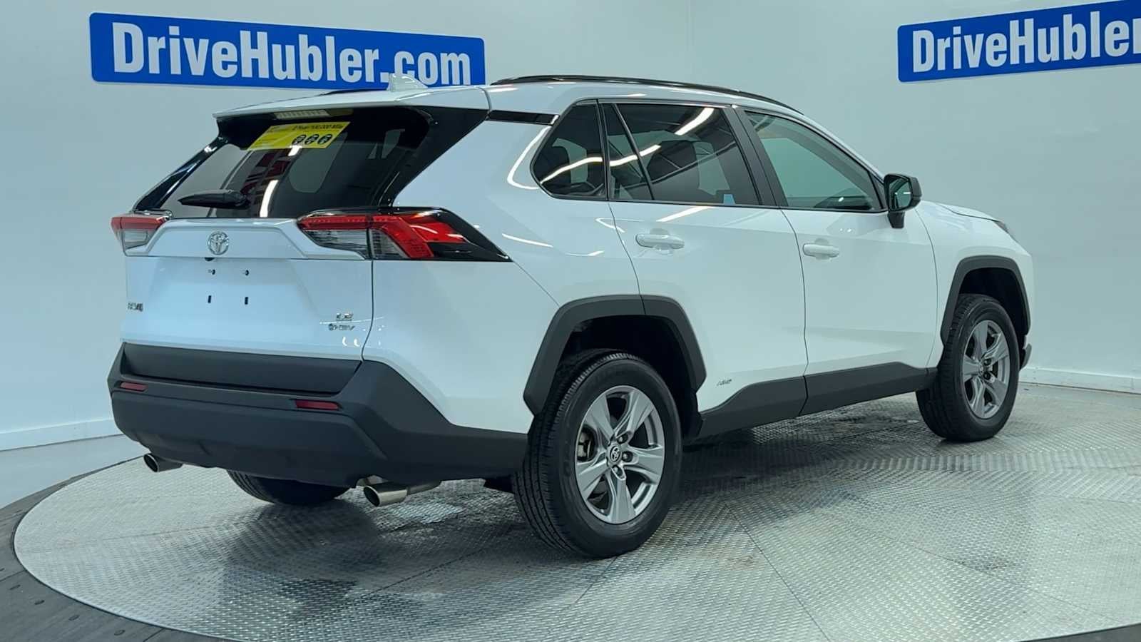 2025 Toyota RAV4 Hybrid LE