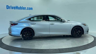 2023 Lexus ES F SPORT Handling