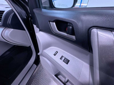 2013 Toyota Highlander SE