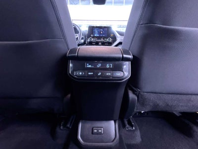 2025 Toyota Highlander LE