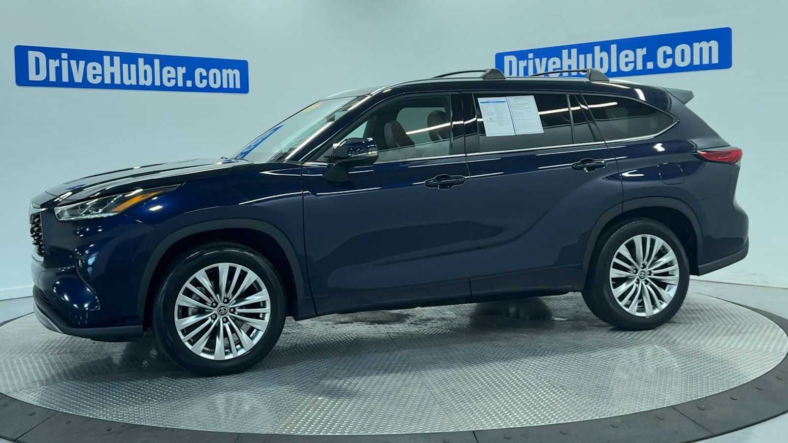 2023 Toyota Highlander Platinum
