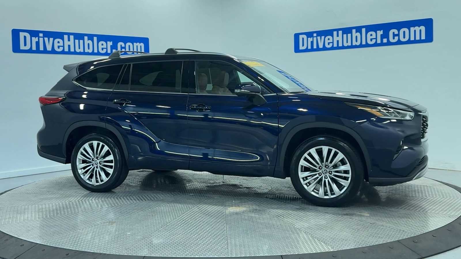 2023 Toyota Highlander Platinum