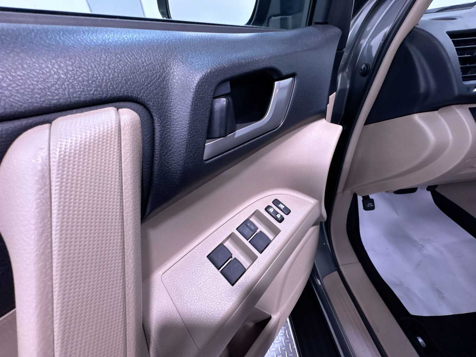 2013 Toyota Highlander Plus