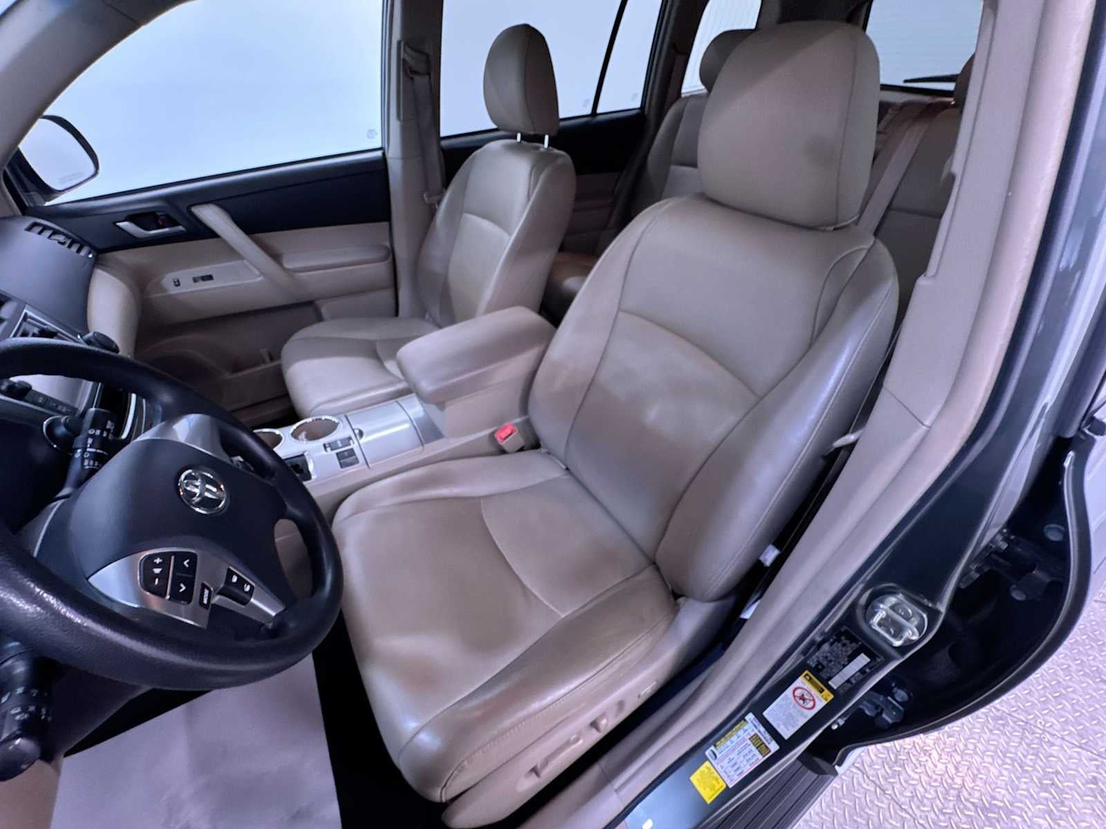 2013 Toyota Highlander Plus