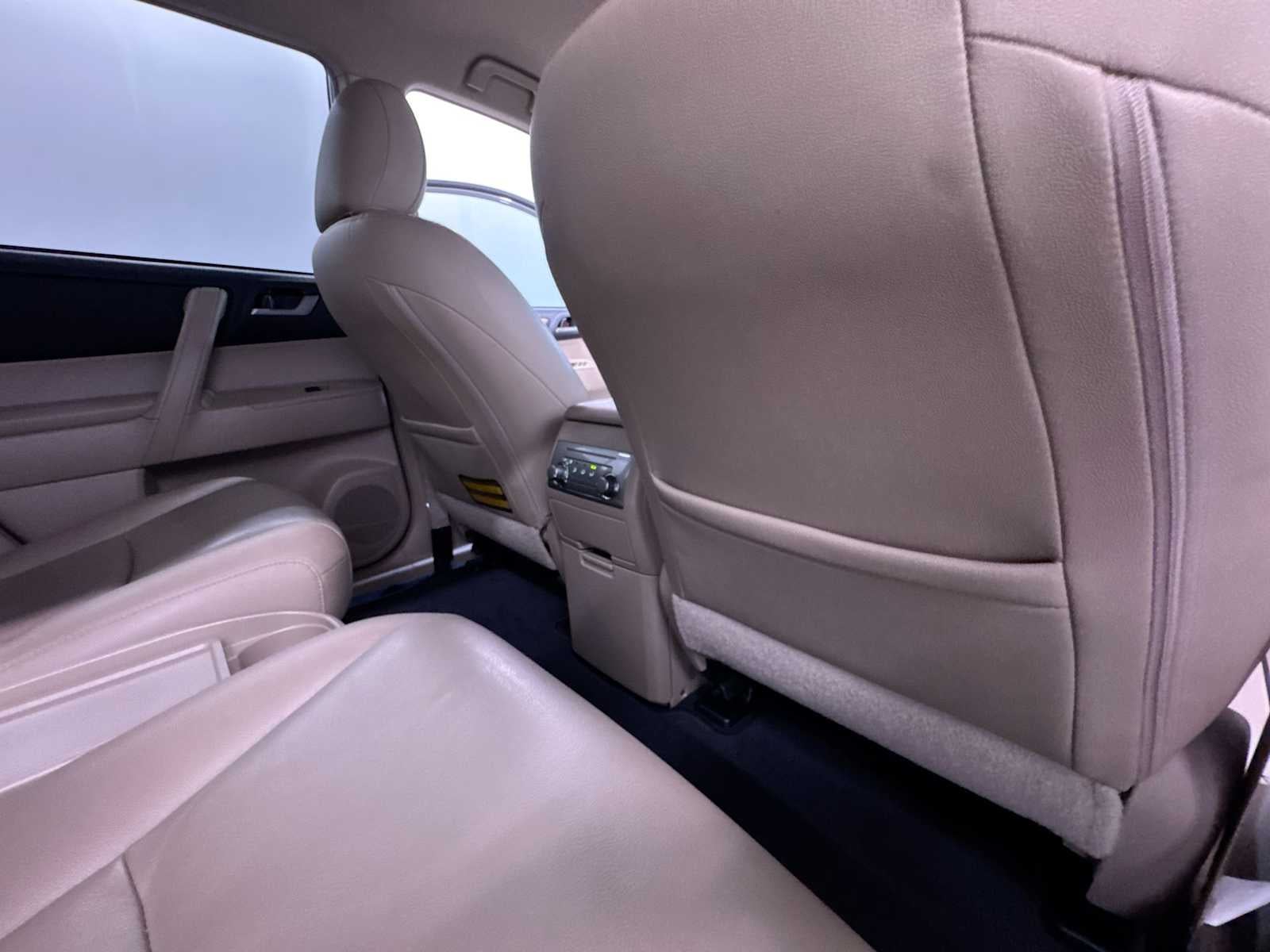 2013 Toyota Highlander Plus