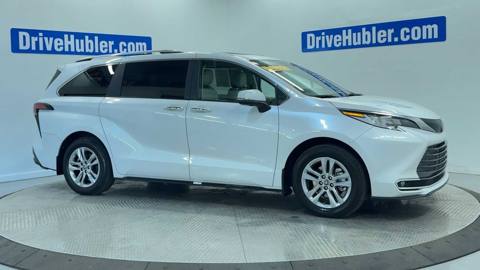 2025 Toyota Sienna Limited