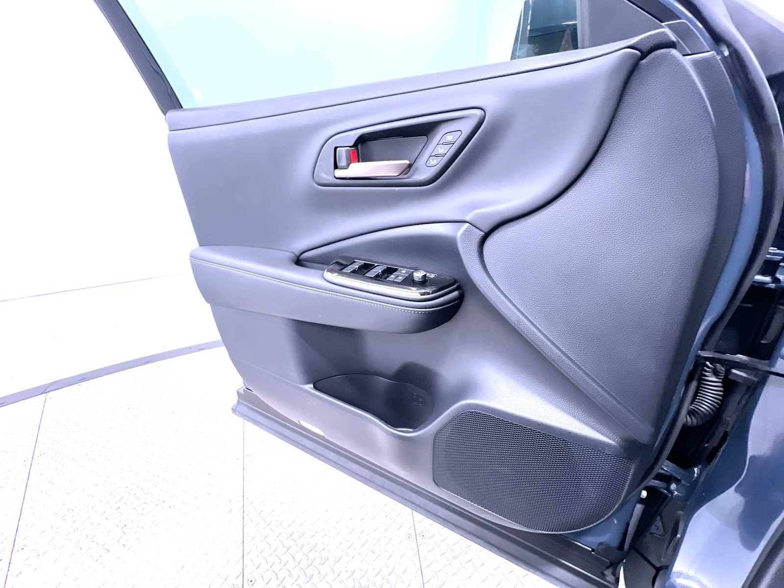 2025 Toyota Crown Platinum