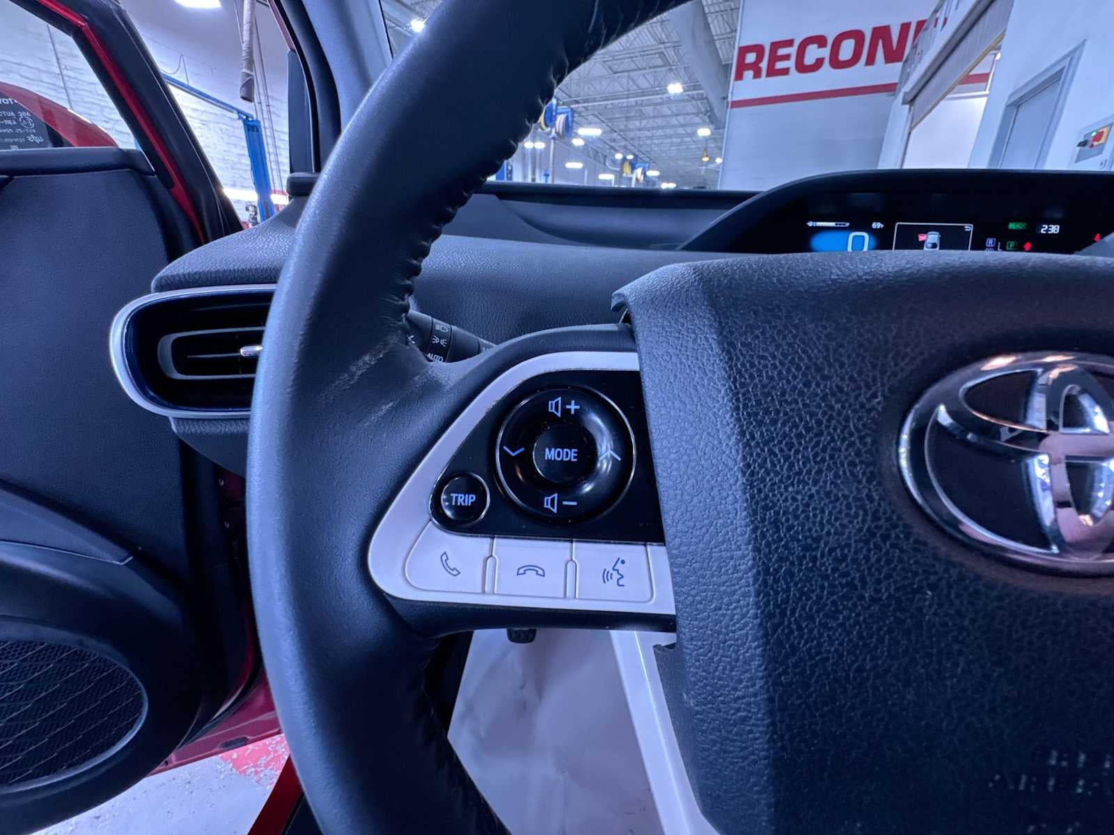 2017 Toyota Prius Four Touring