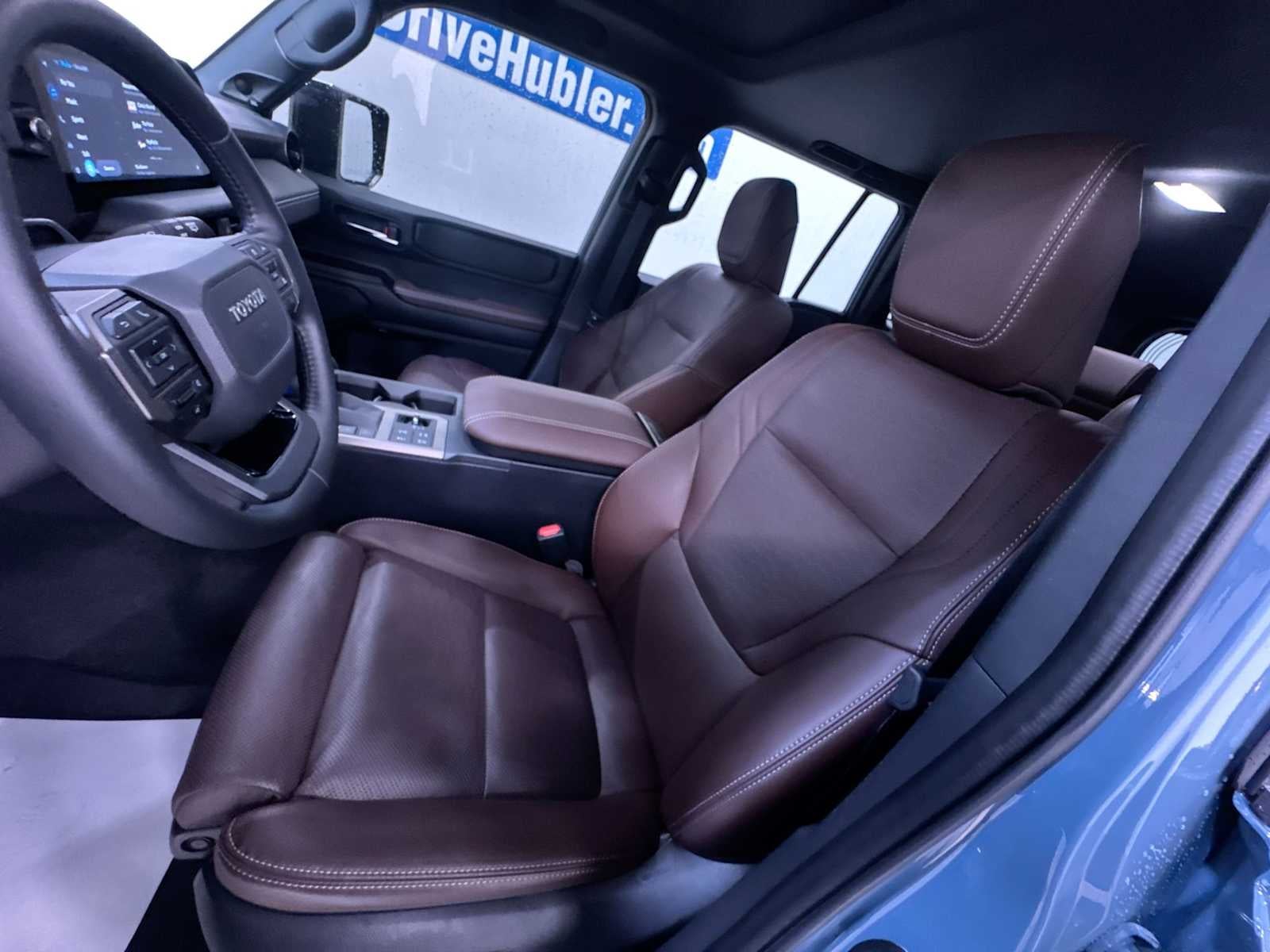 2025 Toyota Land Cruiser 4WD (Natl)