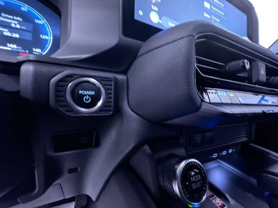 2025 Toyota Land Cruiser 4WD (Natl)