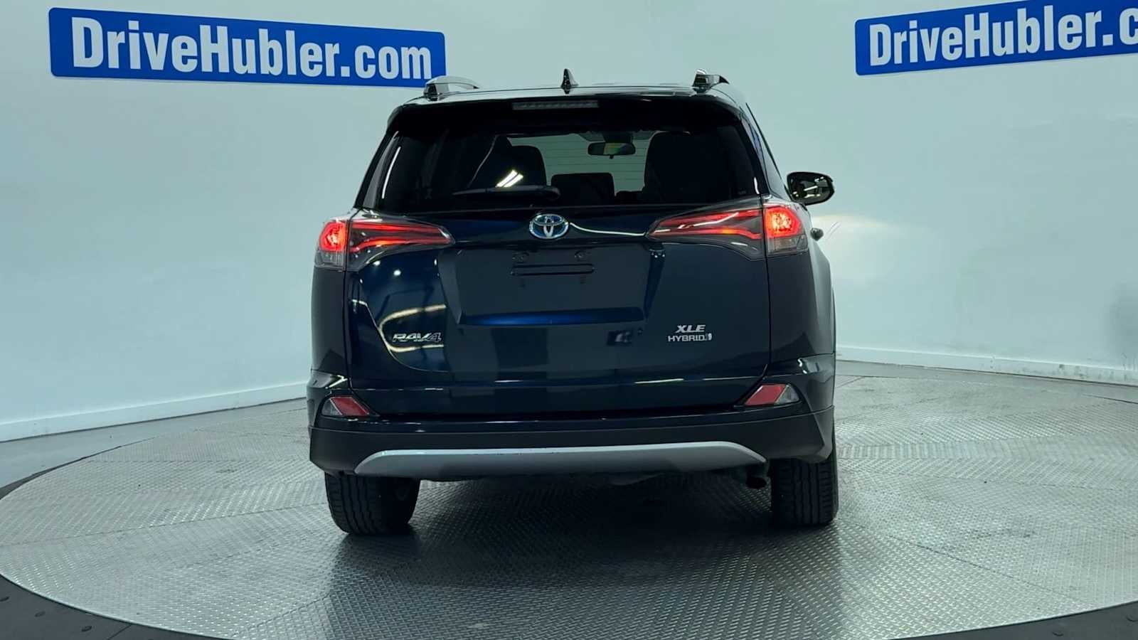 2017 Toyota RAV4 Hybrid XLE