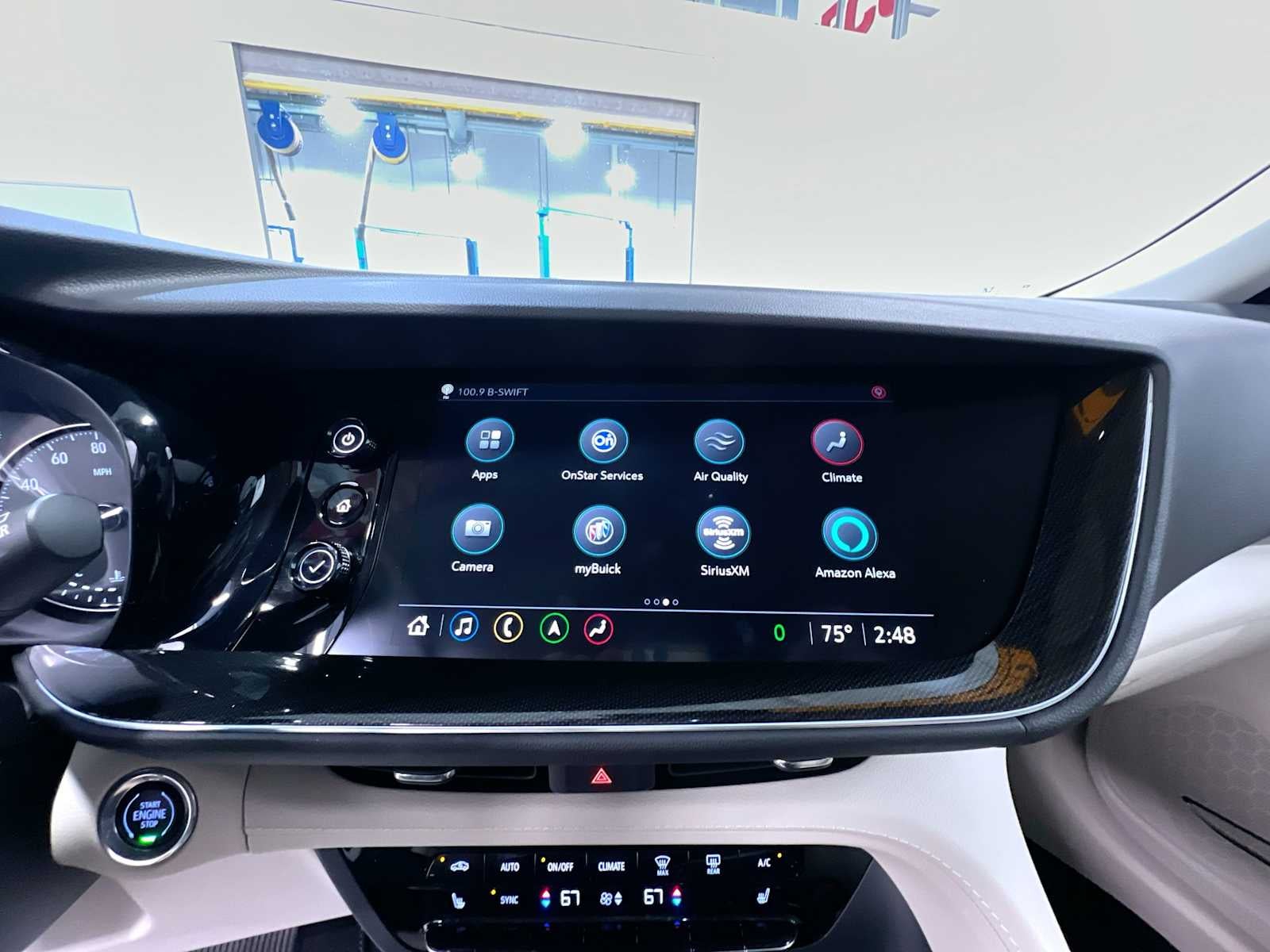2022 Buick Envision Essence