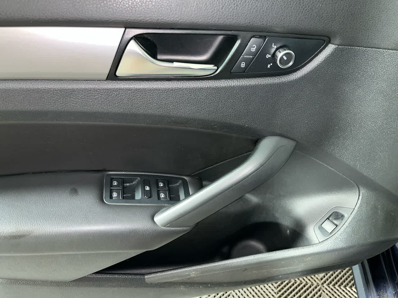 2015 Volkswagen Passat 1.8T Wolfsburg Ed